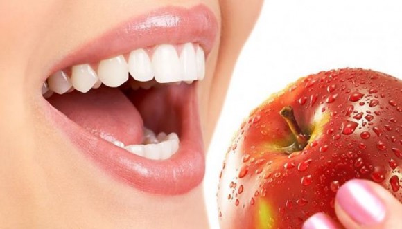 Alimentos que blanquean tus dientes