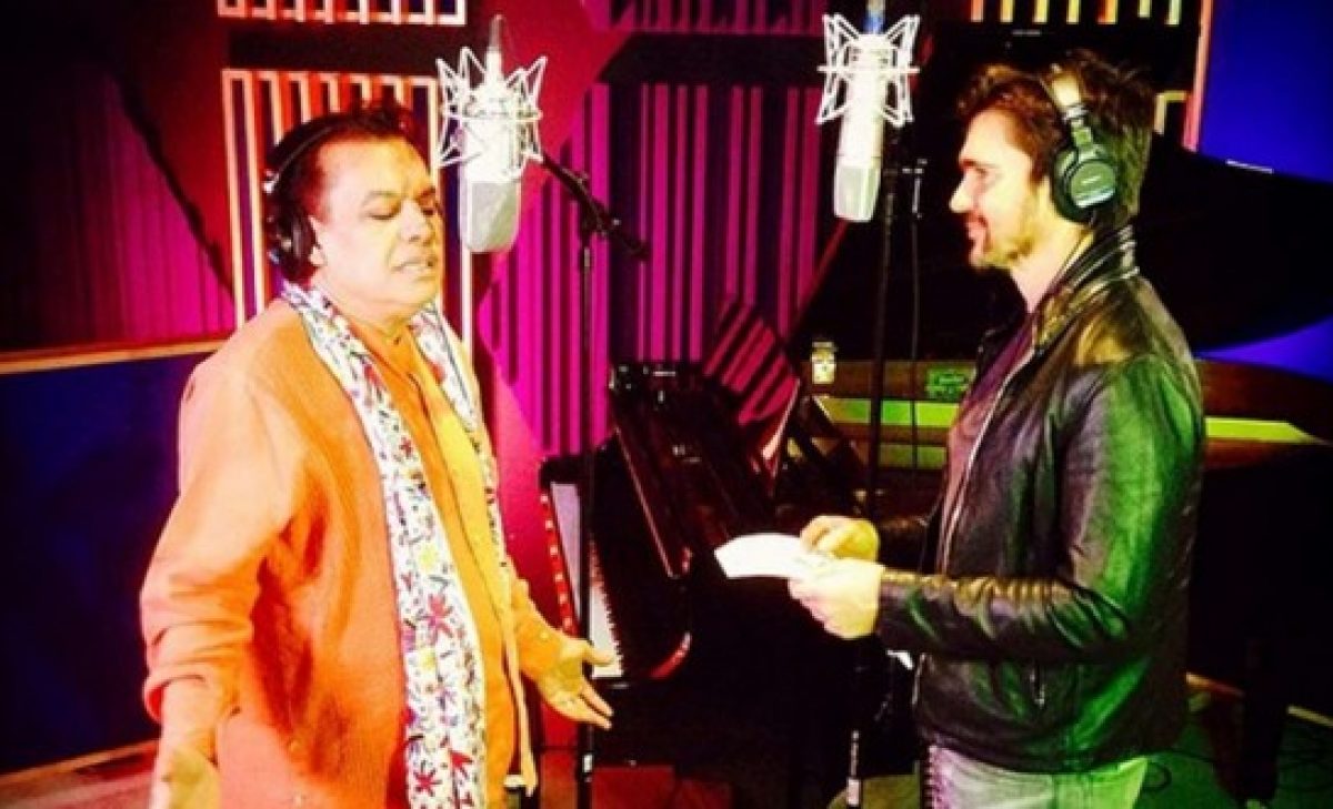 Juanes canta 'Querida' a dúo con Juan Gabriel Vibra