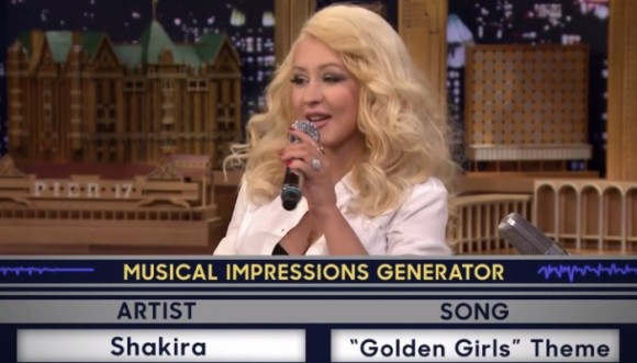 Christina Aguilera imitó a Shakira en Show de TV
