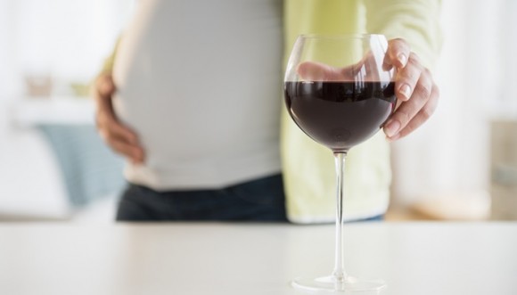 ¿Cuánto alcohol puede tomar una embarazada?