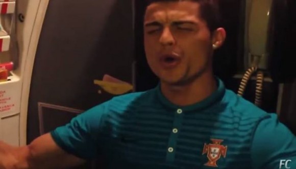 Cristiano Ronaldo también canta "A Grito Herido" (Video)