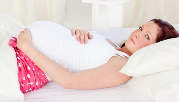 ¿Cómo deben dormir las embarazadas?