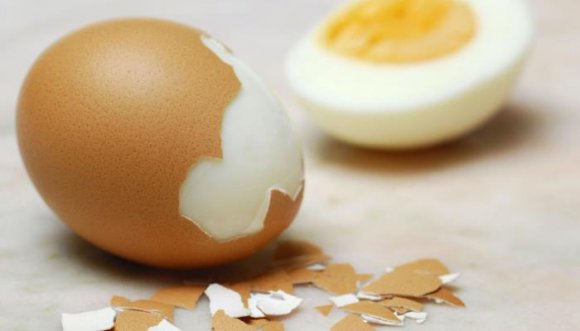 Prepara un huevo cocido a la perfección con este truco