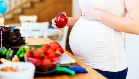 ¿Cómo afecta la dieta de una embarazada a su bebé?