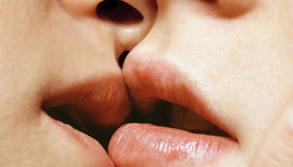 9 verdades y una mentira sobre los besos