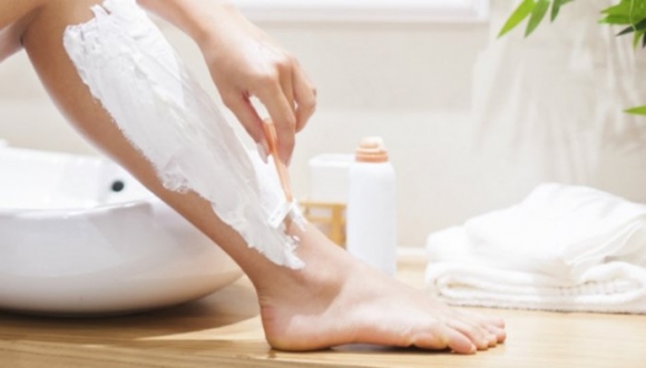 ¿Cómo eliminar los puntos rojos de las piernas? #VibraTips