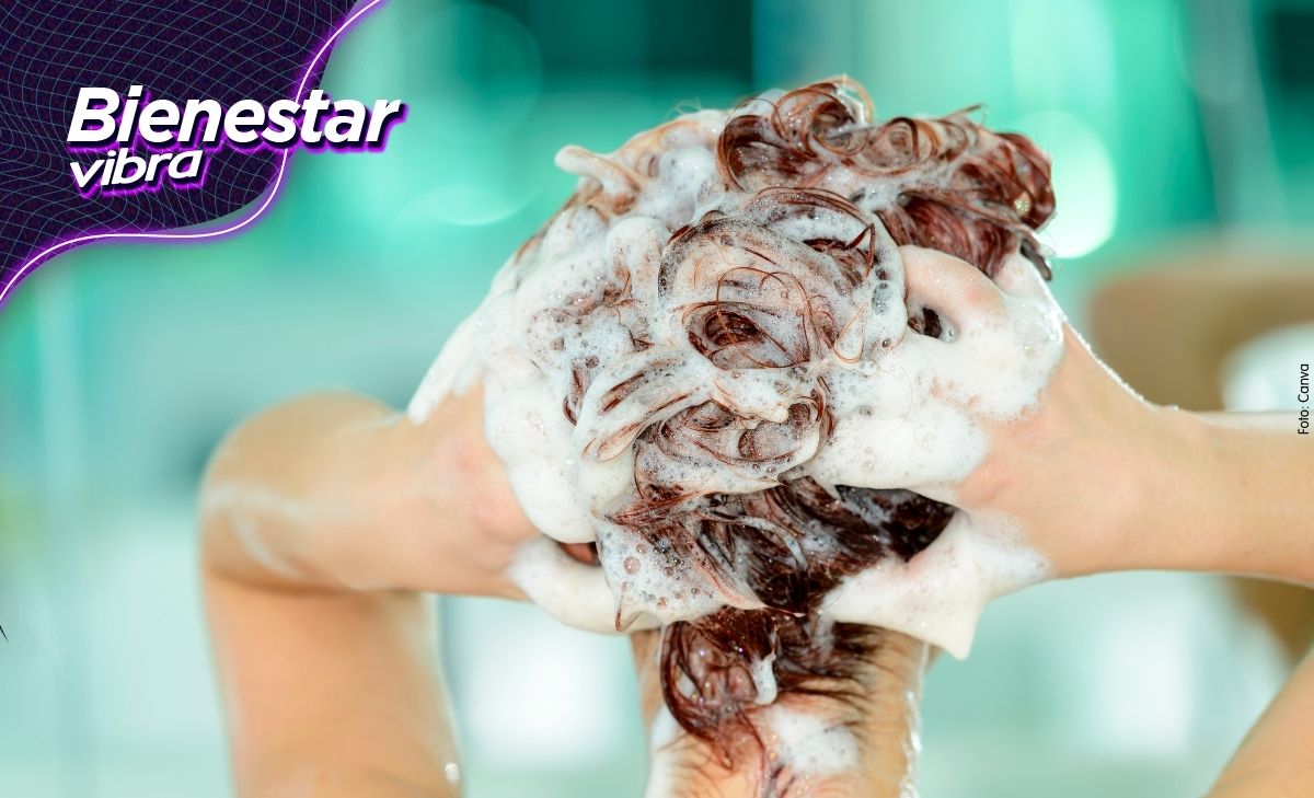 10 #VibraTips para lavar correctamente el pelo