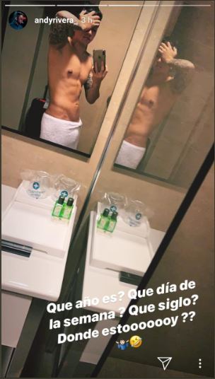 Foto del ex novio de Lina en el baño