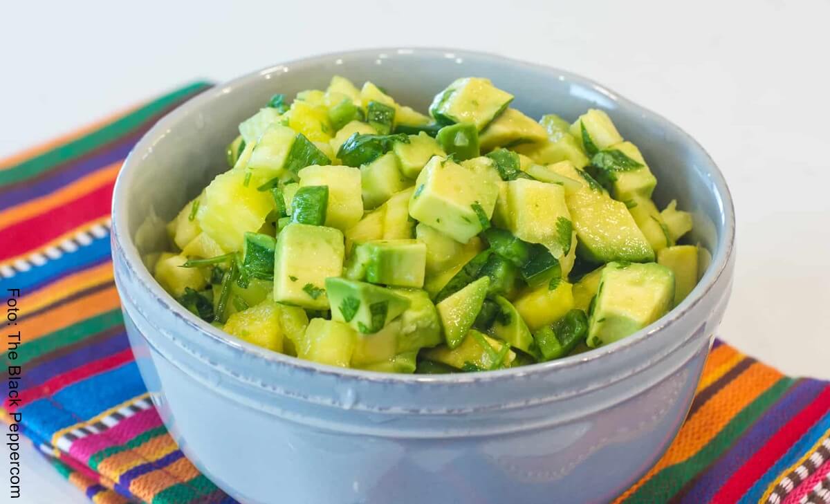 Receta de una ensalada saludable portada