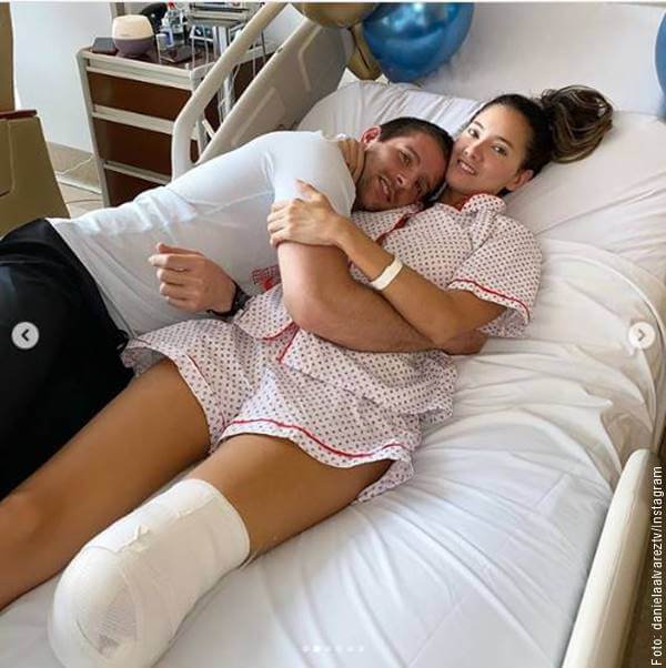 Foto de esta famosa y su familia en el hospital tras su amputación de pierna