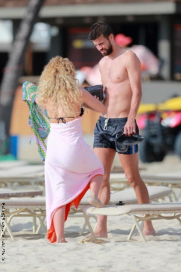 Foto de Shakira y Pique en la Playa