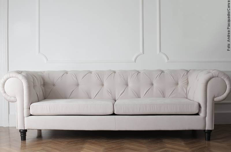 Foto de un sofá blanco