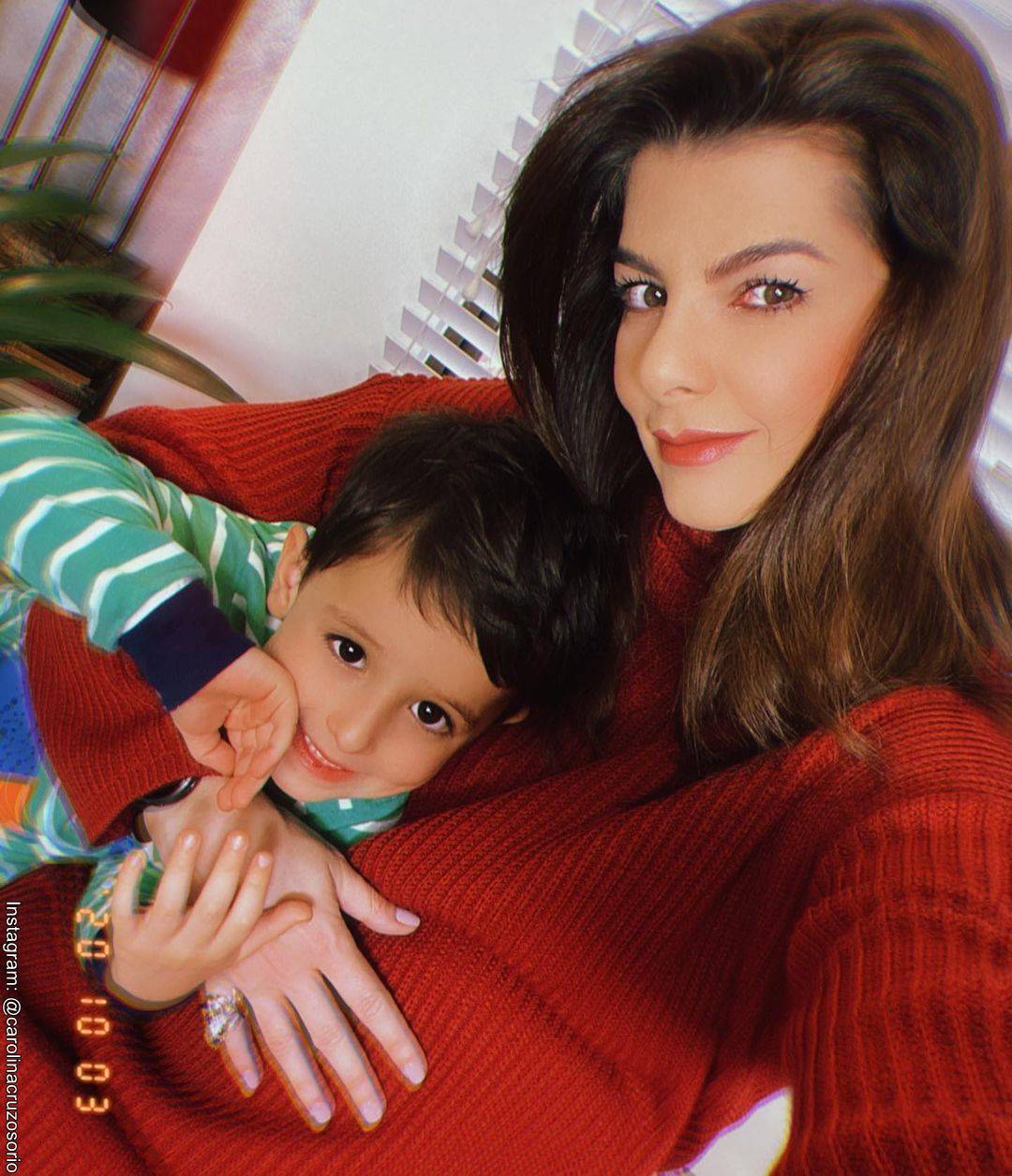 Foto de Carolina Cruz y su hijo Matías