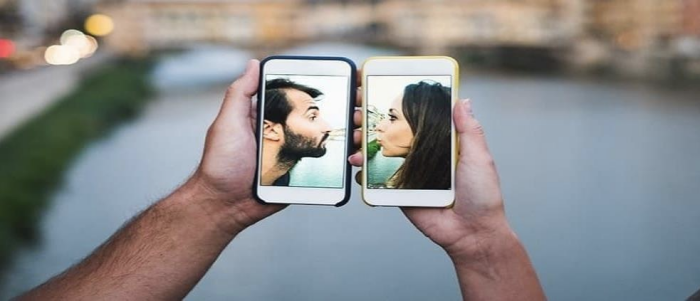 Foto de una pareja para ilustrar mensajes de amor a distancia