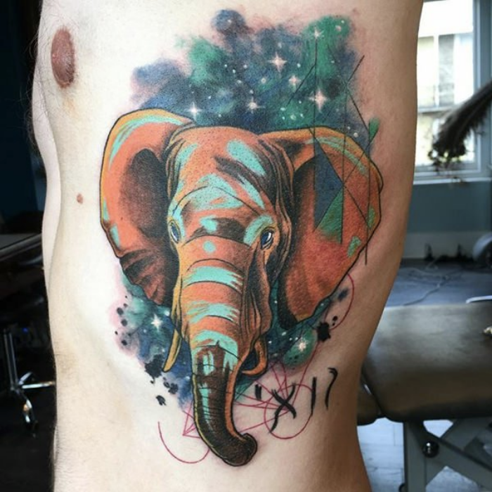 Foto de tatuaje de un elefante