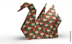 Foto de una grulla en origami