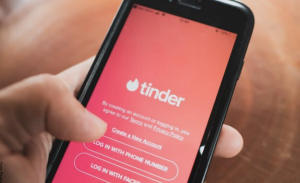 Hombre se hizo viral por hacer una lista de lo que no acepta de mujeres en Tinder