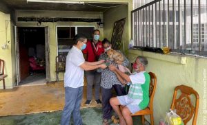 Perrita le salvó la vida a su familia en medio de un incendio