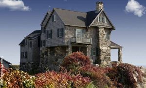 Foto de una casa campestre que muestra lo que es soñar con casa