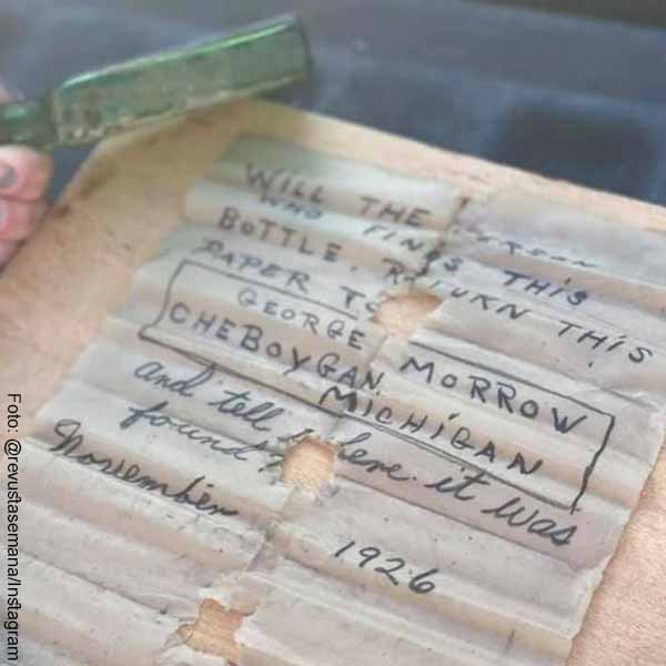 Mujer encontró botella con mensaje de hace 95 años