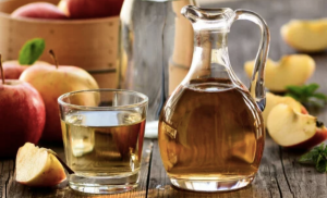Para qué sirve el vinagre de manzana en la cara