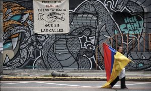 Qué significa la bandera al revés, ¡lo que debes saber!