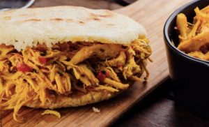 Recetas con pollo desmechado, ¡prueba estas delicias!