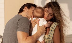 Laura Tobón por fin mostró el rostro de su hijo y dicen es igual a su papá