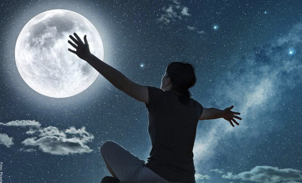 Ritual luna llena, ¿cómo hacerlo para atraer sus beneficios?