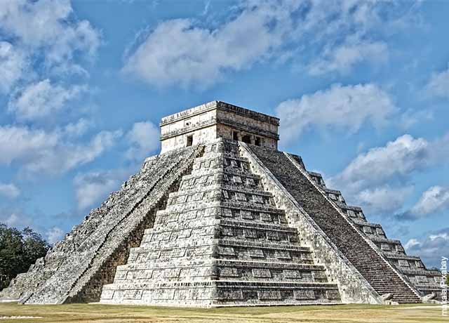 Foto de la pirámide de Chichen Itzá