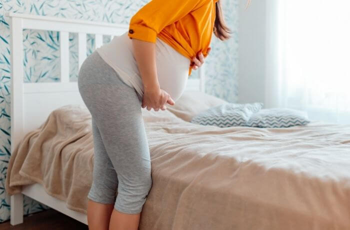 Foto de embarazada sdon dolor de estómago