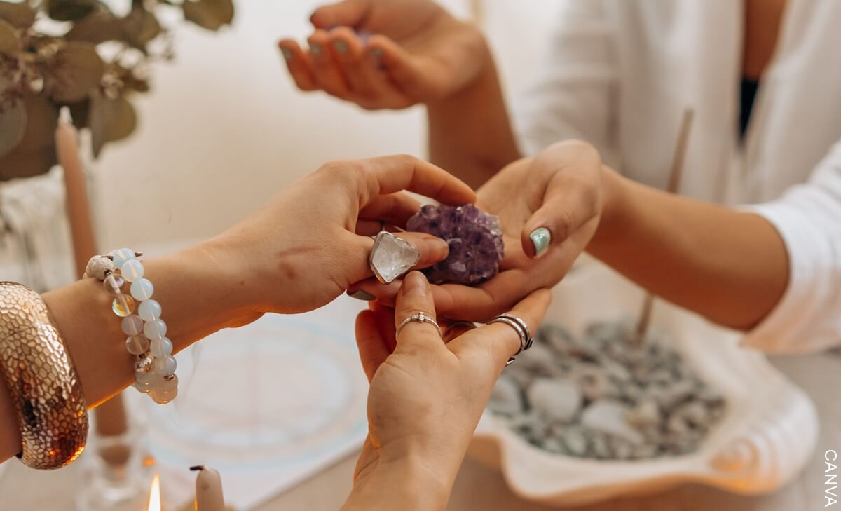 ¿Qué es la gemoterapia? ¡El poder de las piedras en la sanación!