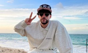 Fan de Bad Bunny se levantó de la silla de ruedas al comprar entradas para el concierto