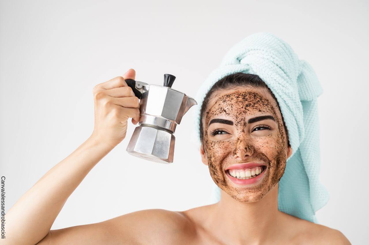 Mascarilla de café para la cara: Beneficios y aplicación