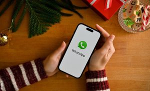 Aprende a activar el modo navidad en WhatsApp; ¡te va a encantar!