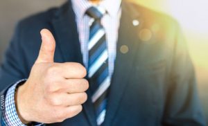 Tipos de dedos pulgares y su significado, ¡te sorprenderá!