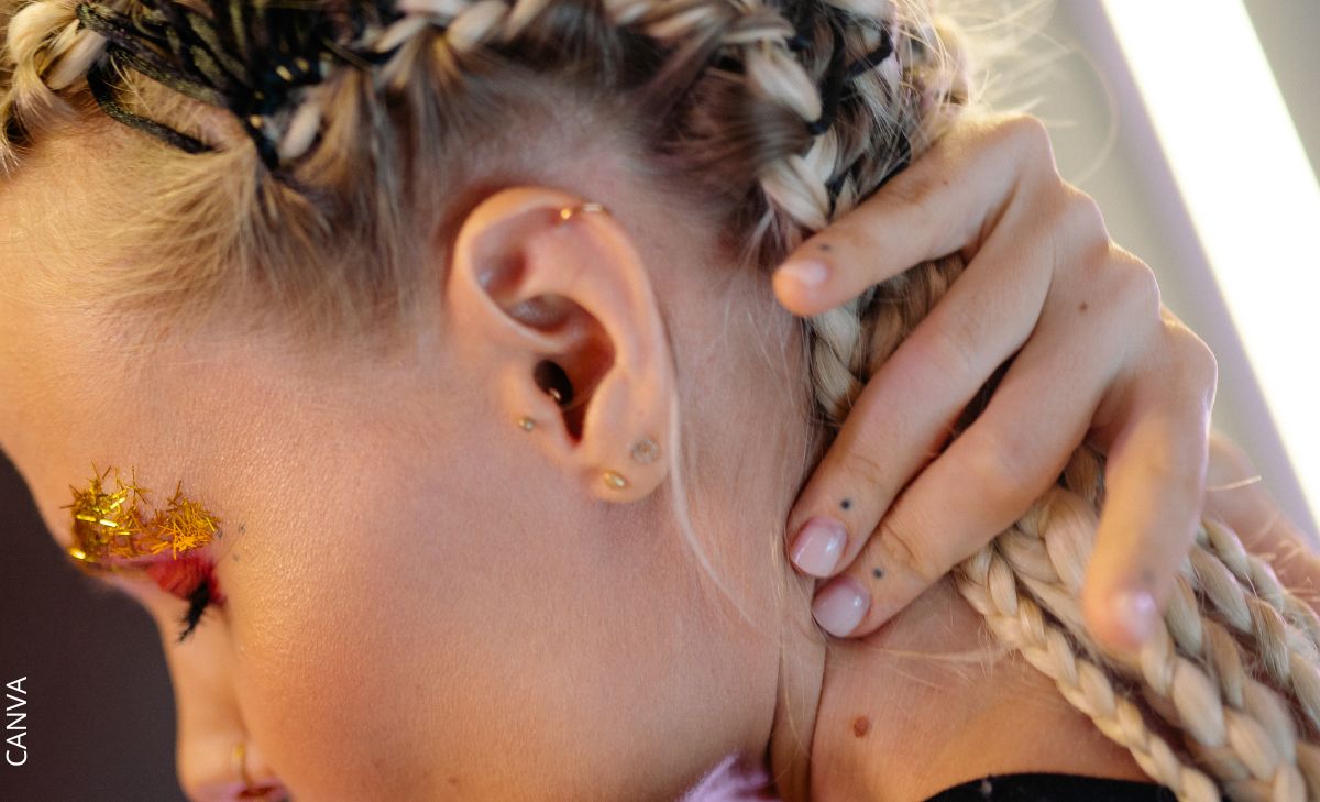 Piercing oreja infectado bolita, ¿qué es y cómo curarlo?