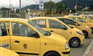 Puntos de encuentro y recorridos del paro de taxistas en Bogotá