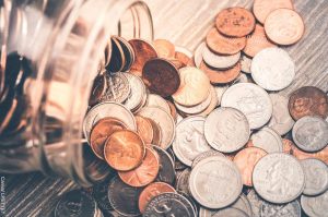 Soñar con monedas, ¿te llegará poquita o mucha fortuna?