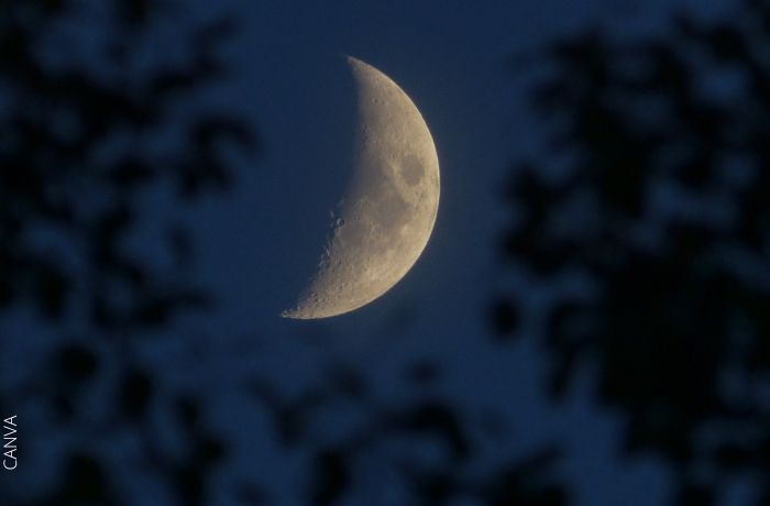 Foto de la Luna creciente