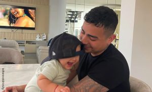 Por beso de Adhara a Felipe Saruma dicen que él es su verdadero papá