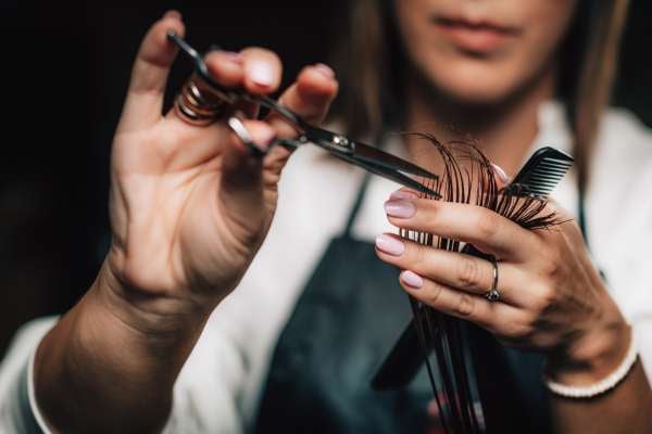 El corte de cabello te hace ver más viejo según expertos