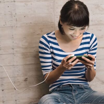 Qué pasa si se usa el celular mientras se carga