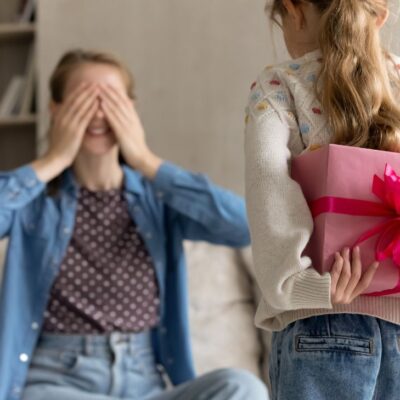 Regalos económicos para dar el Día de la Madre según la IA