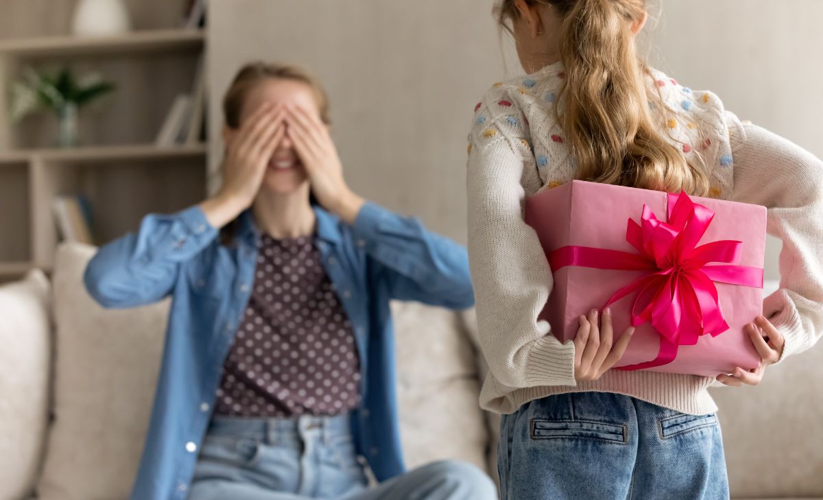 Regalos económicos para dar el Día de la Madre según la IA