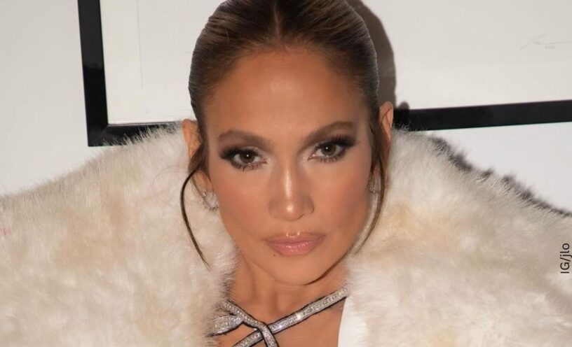 a Jennifer Lopez se le cayeron las extensiones en vivo