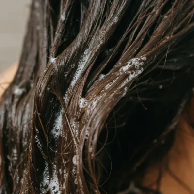 Shampoo sin sal: ¿Realmente funciona? Expertos aclaran dudas