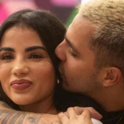 Altafulla le escribió una canción a Karina García