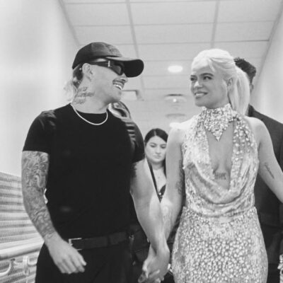 Feid presumió prenda con cara de Karol G