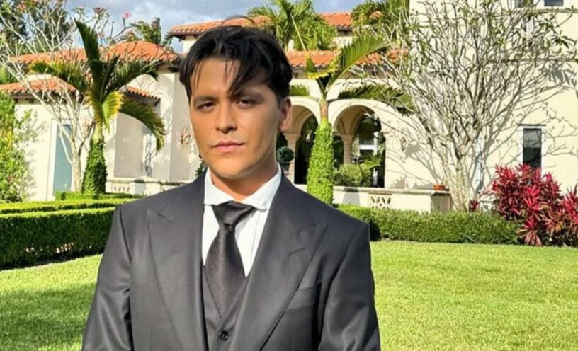 Memes de la relación de Christian Nodal y Ángela Aguilar